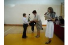 Wręczanie nagród przez dyrekcję szkoły