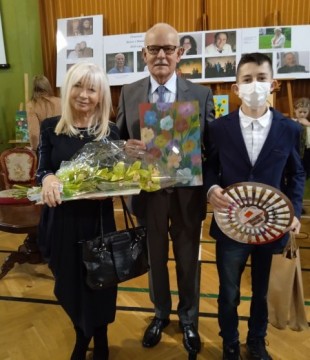 Sukces w Ogólnopolskim Konkursie Plastycznym "Kwiaty dla Babci i Dziadka" i literackim "Wiersz dla Babci i Dziadka" (Nowe Iganie)